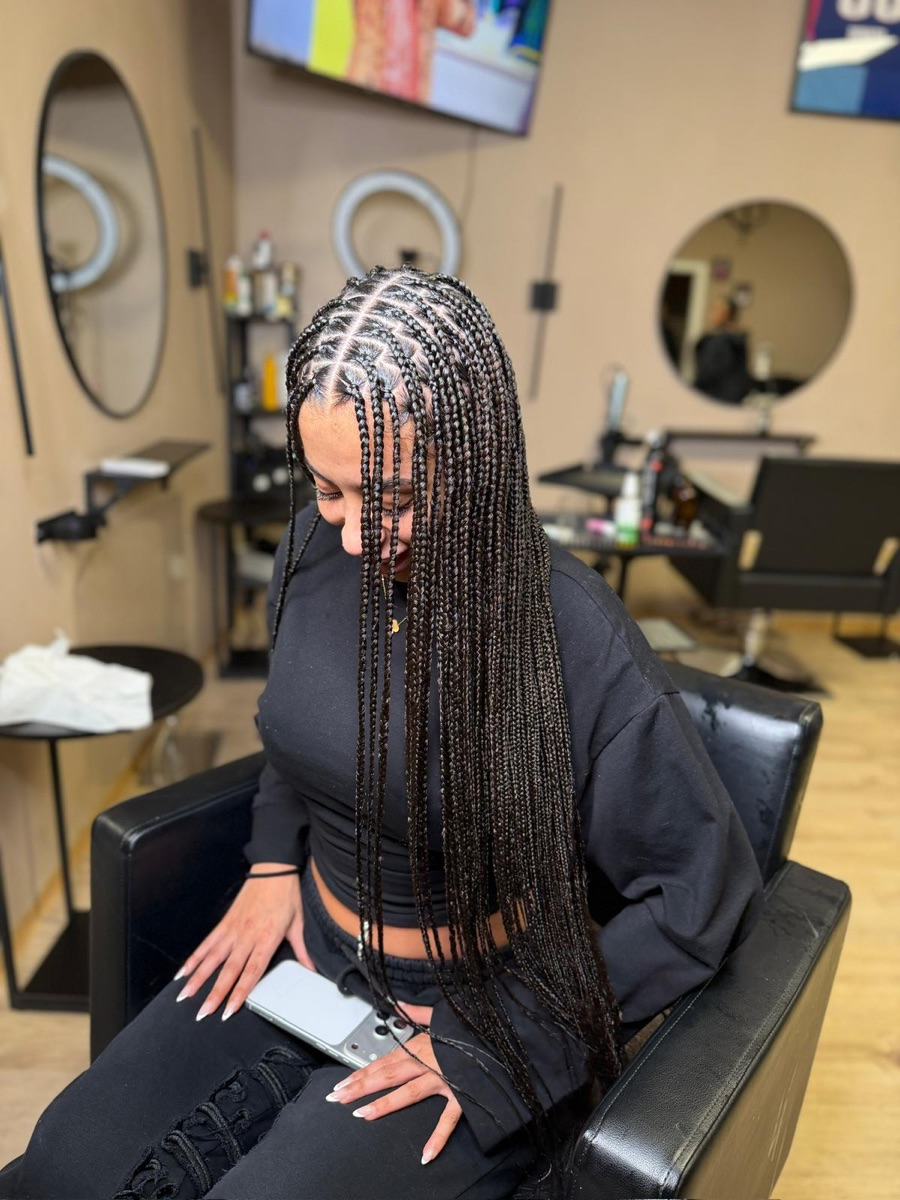 Knotless Braids aus dem Parrylicious Studio